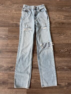 PacSun Distressed 90s boyfriend Jeans